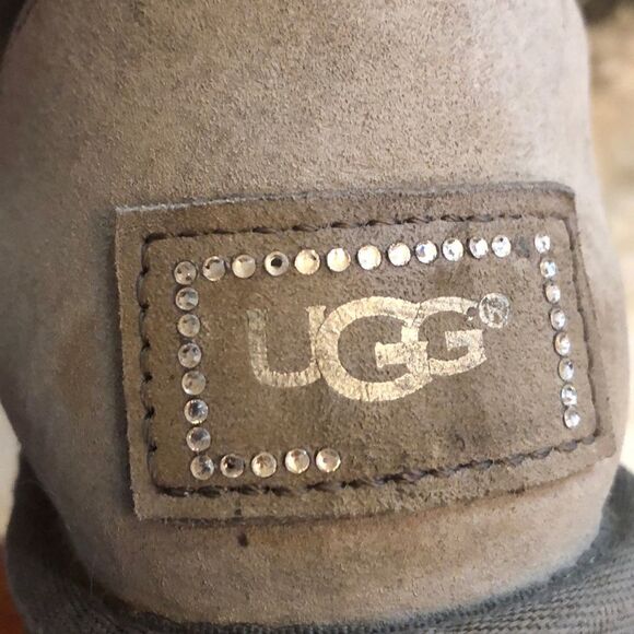 Ugg Gray suede and rhinestone boots. Fur booties 6 - Picture 5 of 8